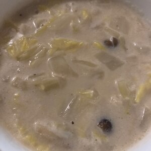 白菜の　豆乳スープ